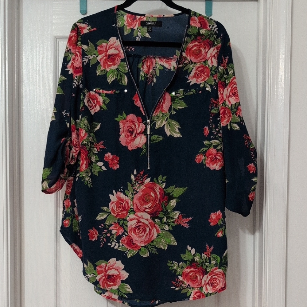 Floral Women's Blouse - Black and Red
